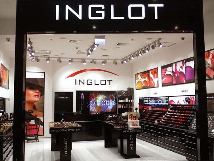 Доставка товара с магазина Inglot