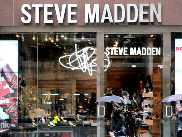 Доставка товара с магазина Steve Madden