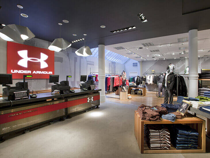 Доставка товара с магазина Under Armour